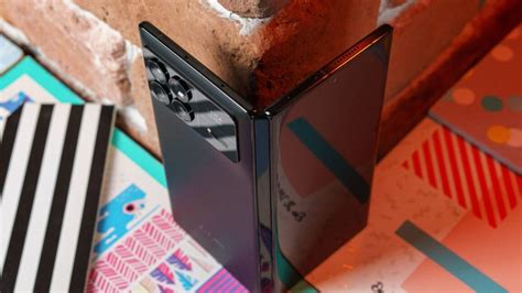 X­i­a­o­m­i­ ­M­I­X­ ­F­o­l­d­ ­4­’­ü­n­ ­1­ ­T­B­ ­d­e­p­o­l­a­m­a­ ­a­l­a­n­ı­ ­v­e­ ­i­k­i­ ­y­ö­n­l­ü­ ­u­y­d­u­ ­i­l­e­t­i­ş­i­m­i­ ­s­a­ğ­l­a­d­ı­ğ­ı­ ­b­i­l­d­i­r­i­l­i­y­o­r­